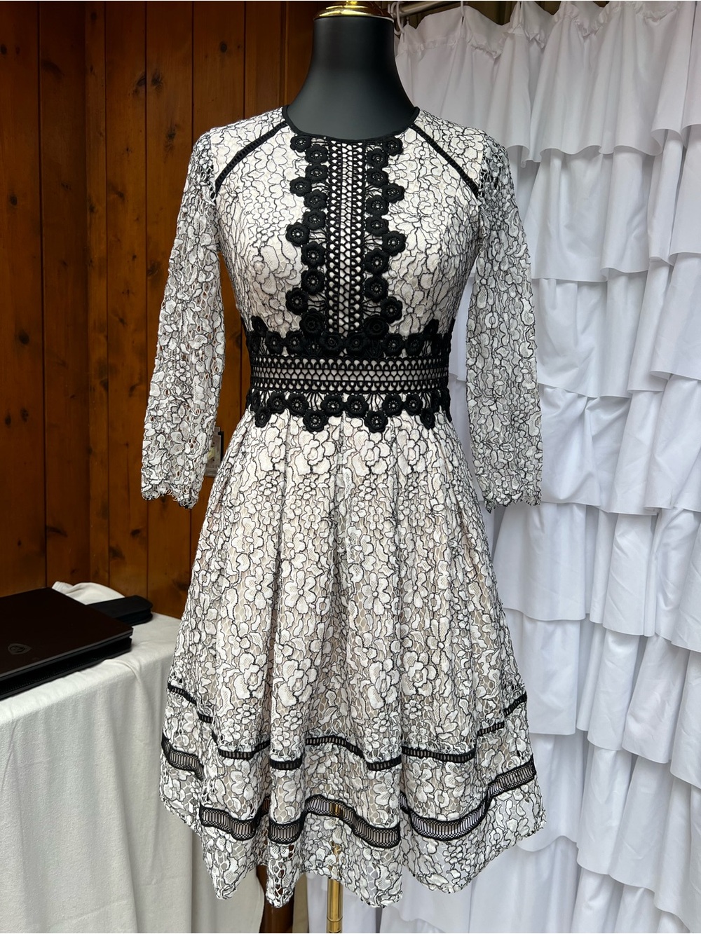 Eliza J White Lace Fit-and-Flare Dress with Black Trim B1#4